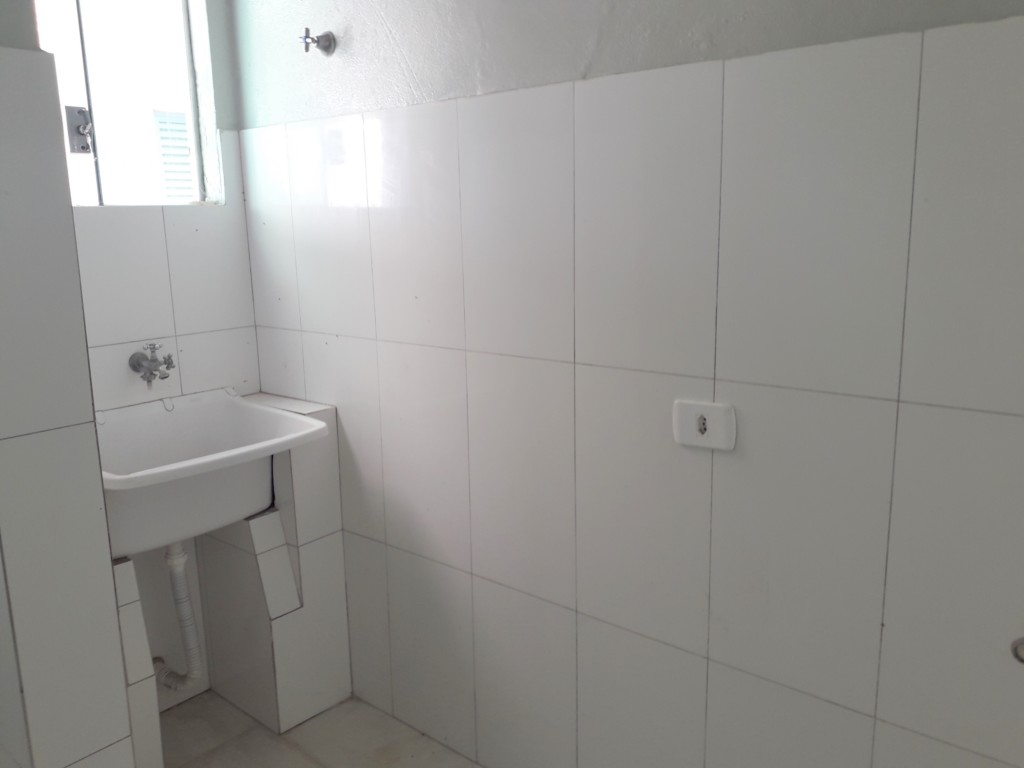 Apartamento para locacao no Vila Bosque em Maringa com 0m² por R$ 1.100,00