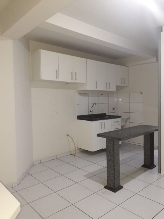 Apartamento para locacao no Jardim Ipiranga em Maringa com 0m² por R$ 1.000,00