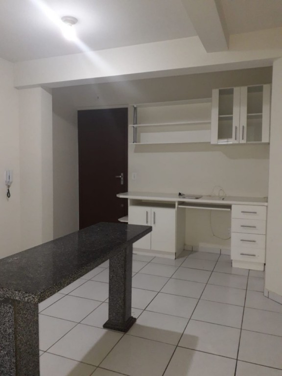 Apartamento para locacao no Jardim Ipiranga em Maringa com 0m² por R$ 1.000,00
