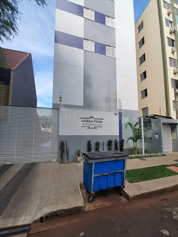 Apartamento para locacao no Zona 07 em Maringa com 100m² por R$ 3.300,00