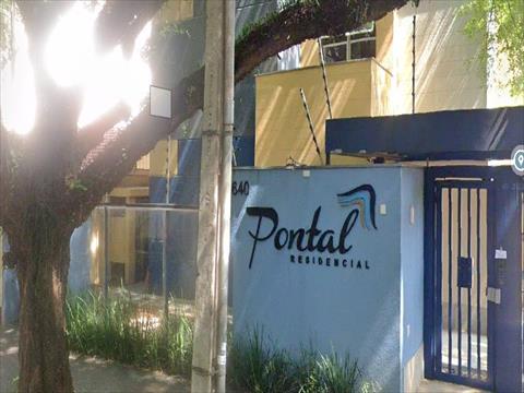 Apartamento para locacao no Zona 06 em Maringa com 70m² por R$ 1.300,00