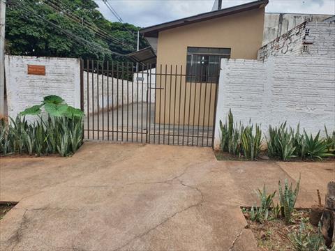 Casa Residencial para locacao no Zona 06 em Maringa com 60m² por R$ 1.200,00