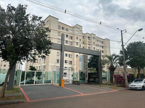 Apartamento para locacao no Jardim das Estacoes em Maringa com 69,9m² por R$ 1.800,00
