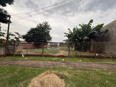 Terreno para venda no Jardim Toquio em Maringa com 300,18m² por R$ 470.000,00