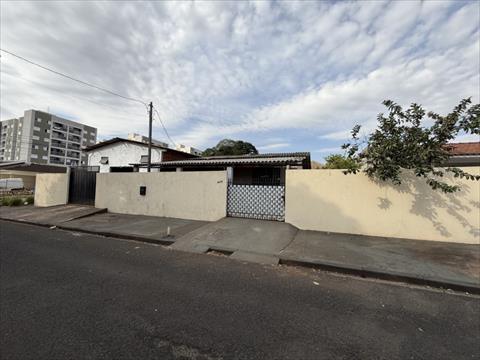 Casa Residencial para venda no Jardim Tropical em Maringa com 350m² por R$ 380.000,00
