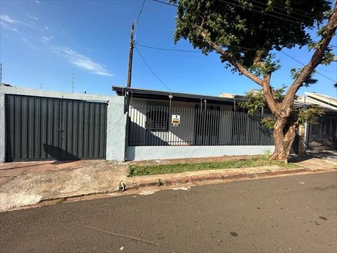Casa Residencial para venda no Jardim America em Maringa com 202,5m² por R$ 300.000,00