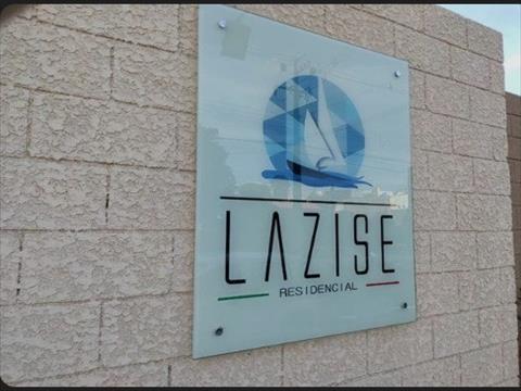 Apartamento para locacao no Vila Marumby em Maringa com 125,32m² por R$ 2.300,00