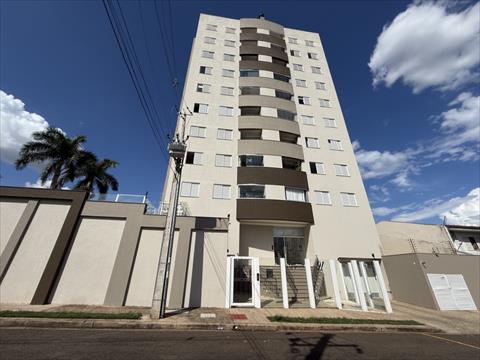 Apartamento para locacao no Jardim Cerro Azul em Maringa com 106,43m² por R$ 2.500,00