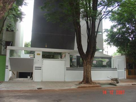 Apartamento para locacao no Zona 07 em Maringa com 0m² por R$ 650,00
