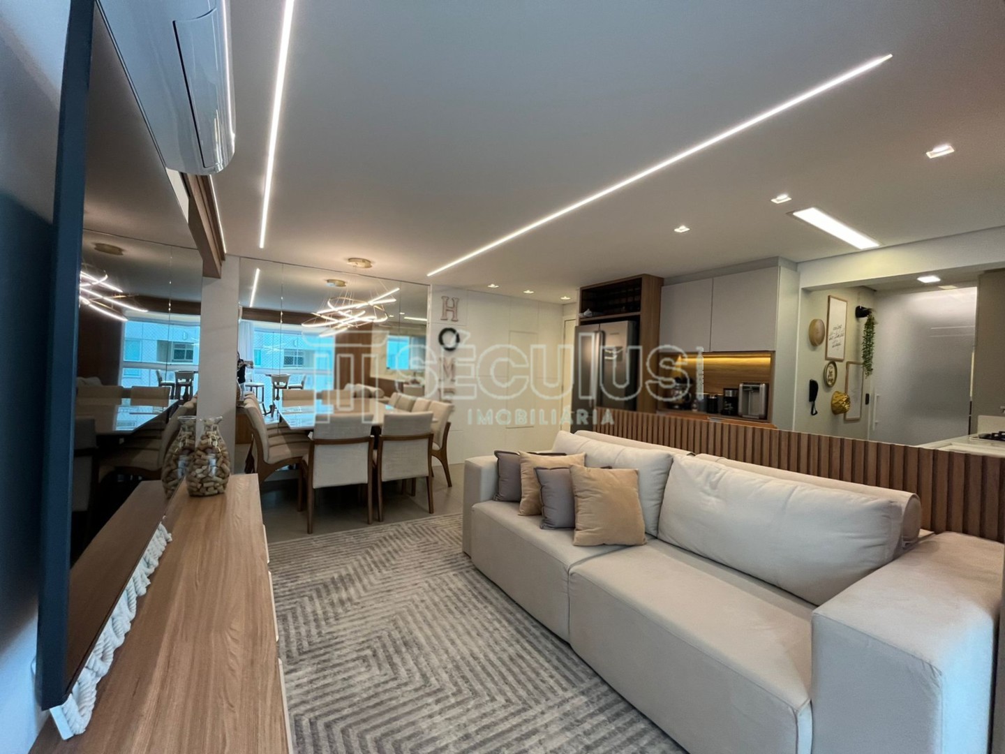 WhatsApp Image 2024-07-10 at 11.28.16.jpg