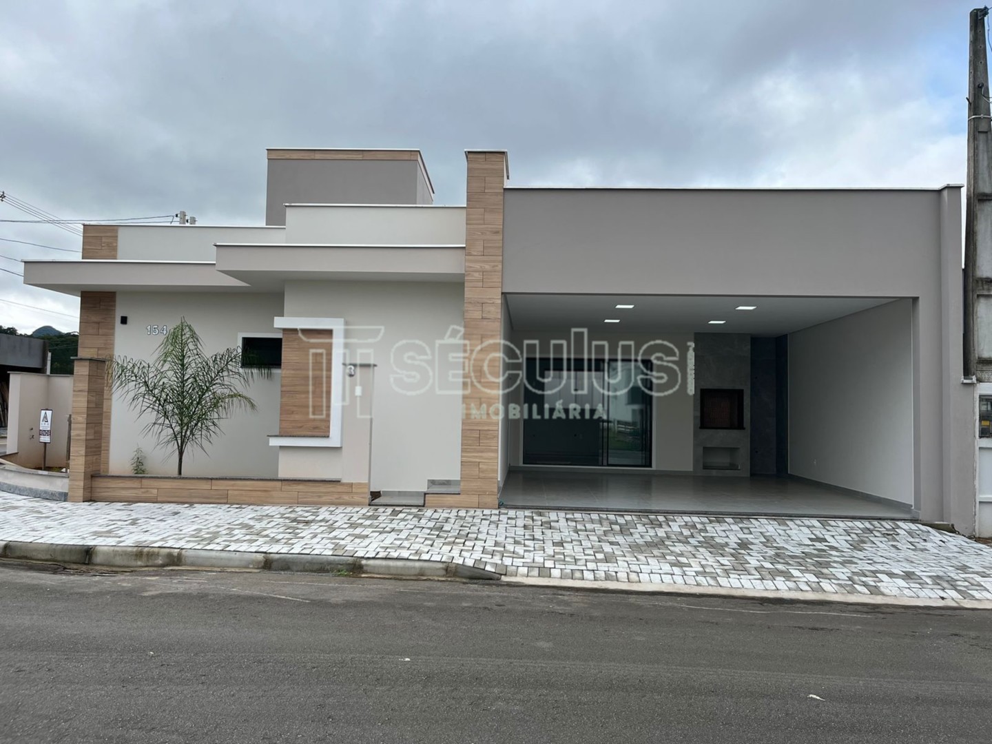 WhatsApp Image 2024-04-30 at 12.03.02 (1).jpeg