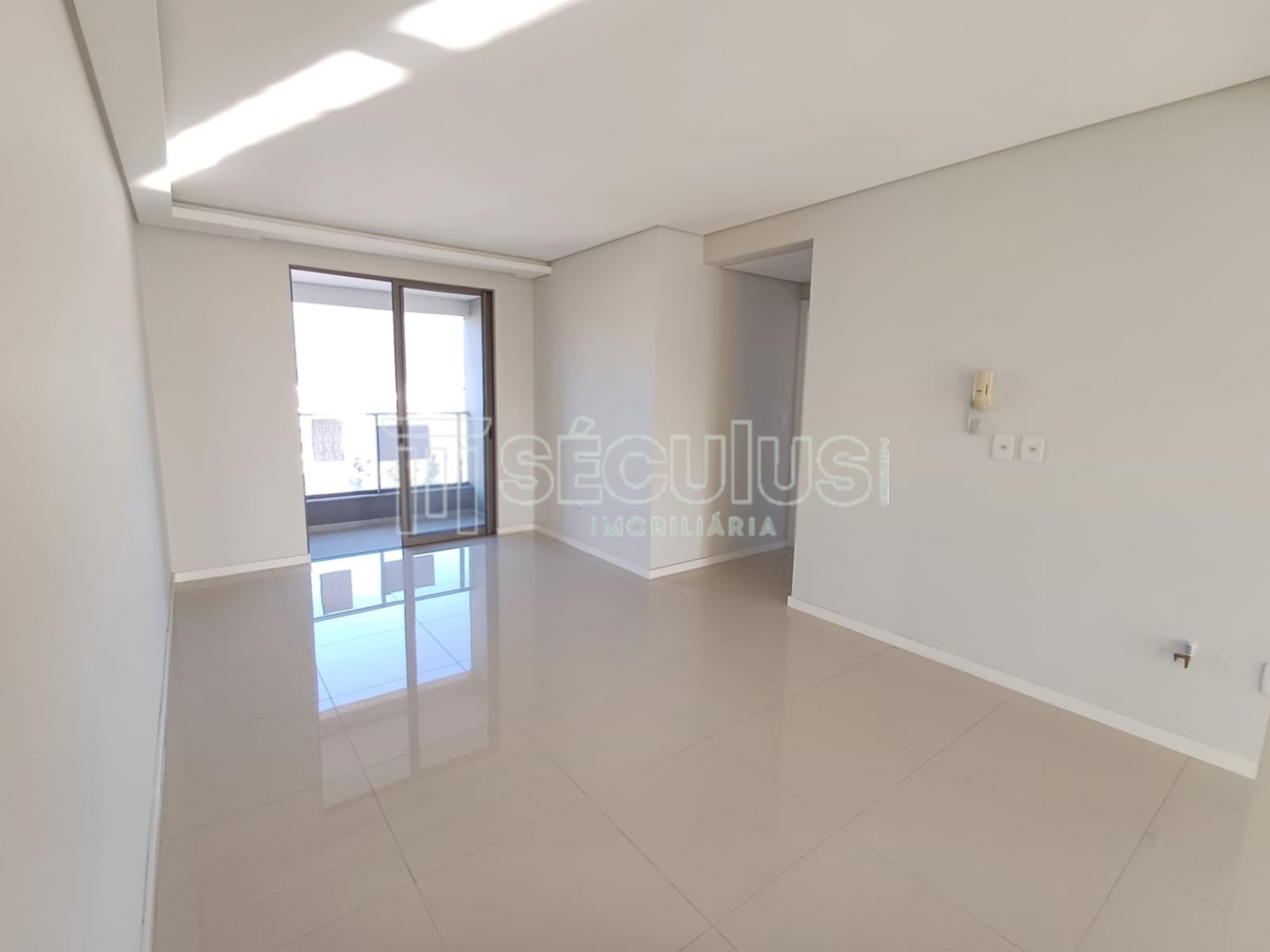 WhatsApp Image 2024-08-26 at 16.13.48 (1).jpeg