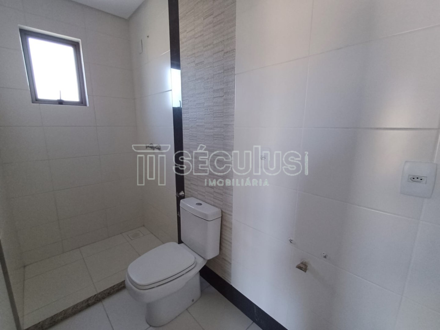 WhatsApp Image 2024-08-26 at 16.13.51 (1).jpeg