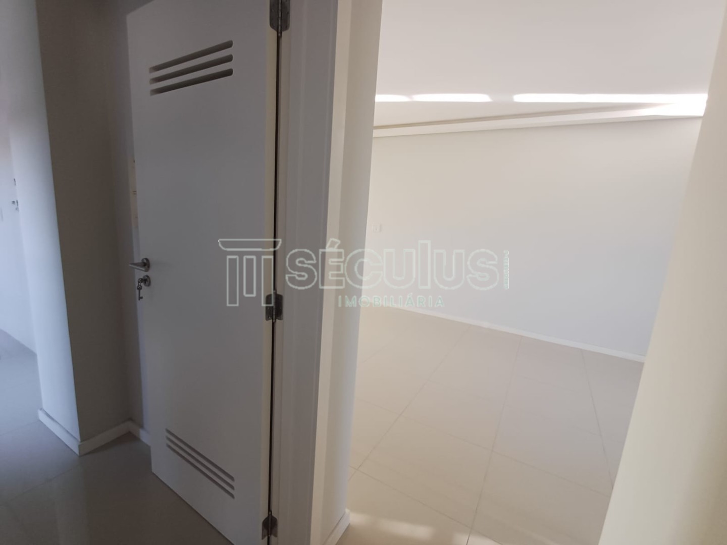 WhatsApp Image 2024-08-26 at 16.13.51 (2).jpeg