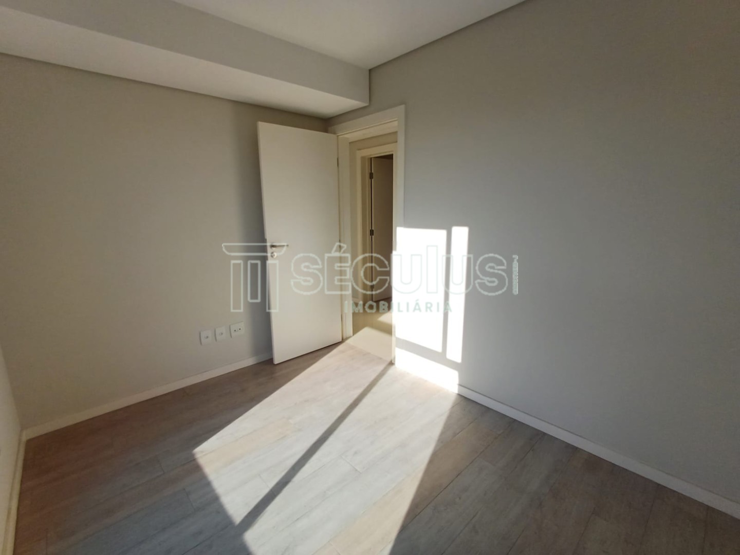 WhatsApp Image 2024-08-26 at 16.13.54 (1).jpeg