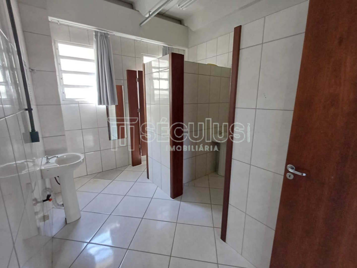 WhatsApp Image 2025-04-30 at 14.08.01 (3).jpeg