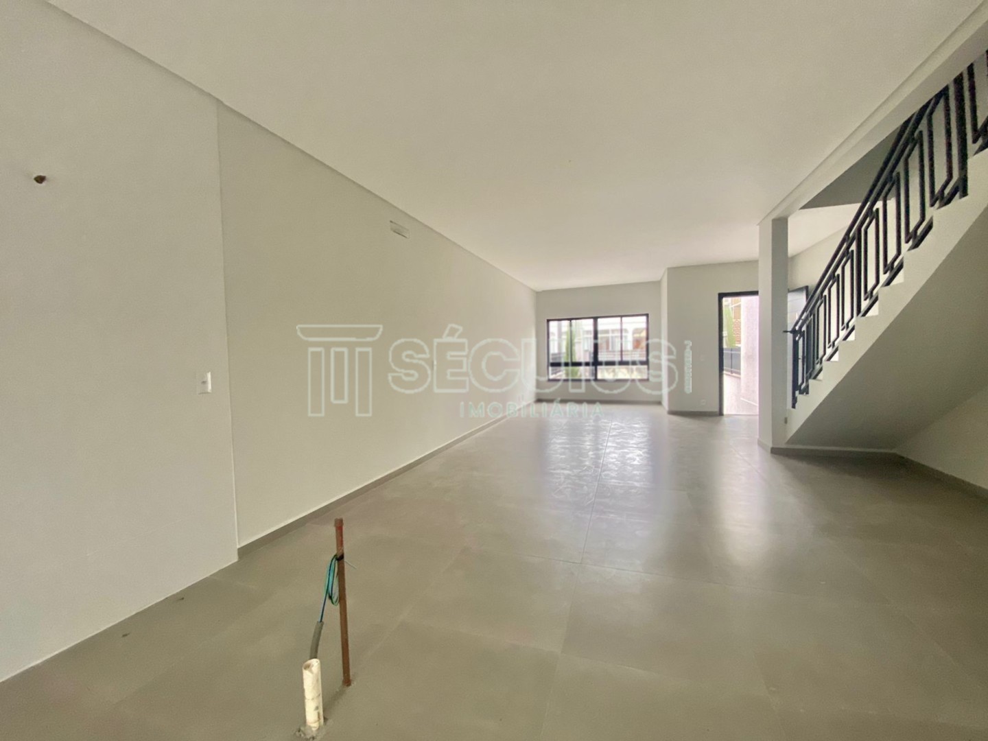 WhatsApp Image 2024-10-17 at 16.07.36 (1).jpeg