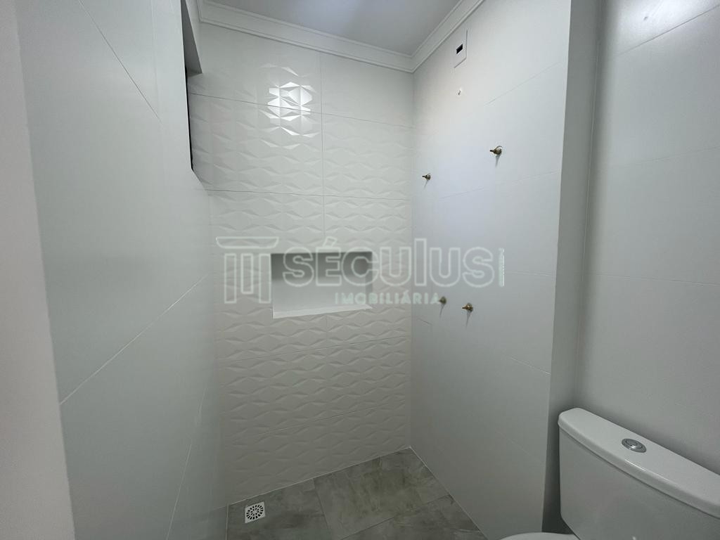 WhatsApp Image 2022-07-29 at 16.35.28 (9).jpeg