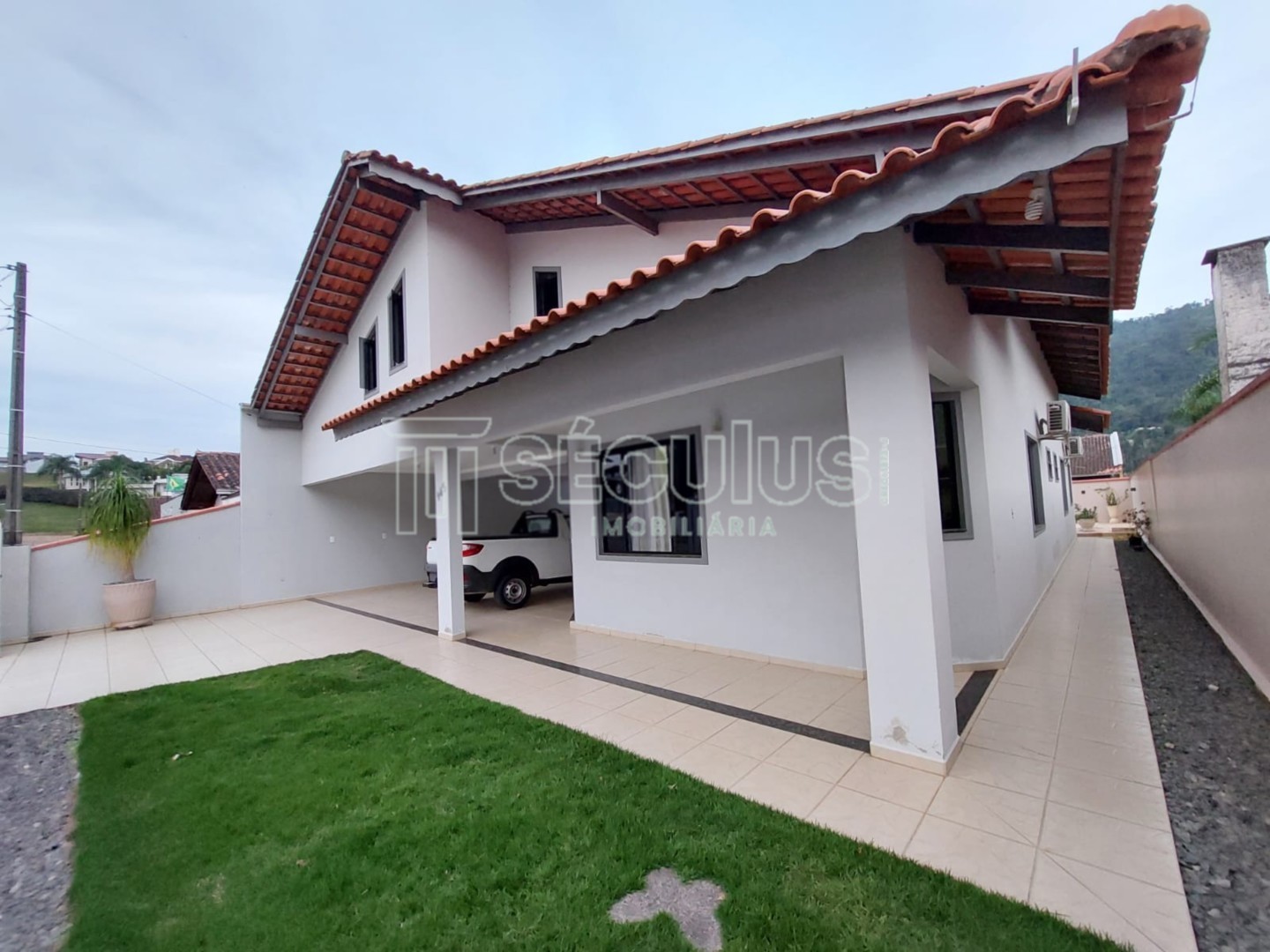 WhatsApp Image 2022-07-12 at 08.36.38.jpeg