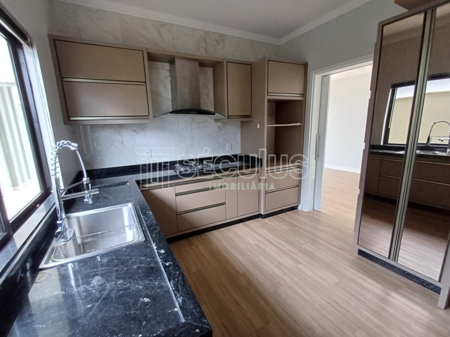 WhatsApp Image 2024-11-28 at 10.49.07.jpeg