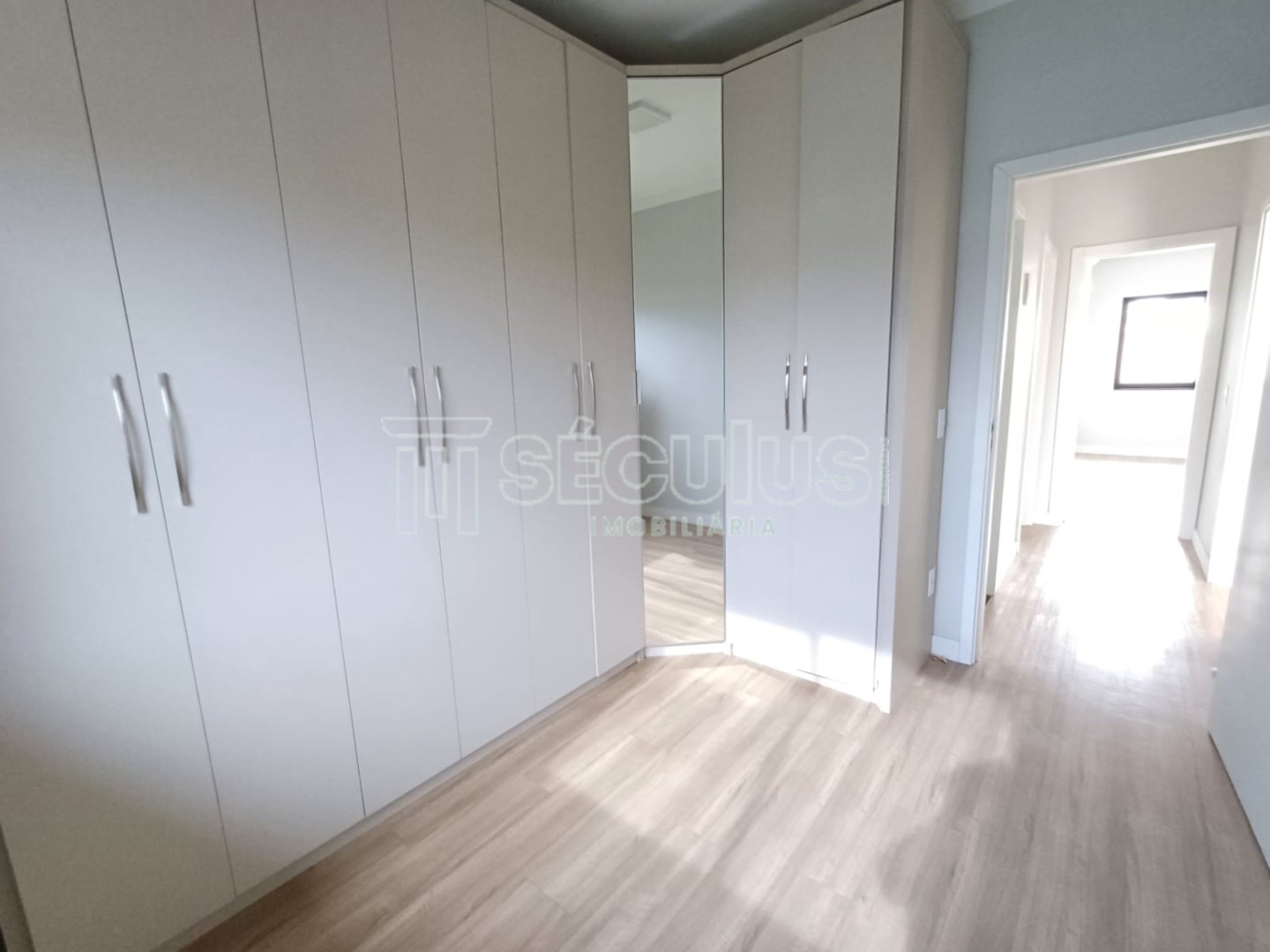 WhatsApp Image 2024-11-28 at 10.49.08 (1).jpeg