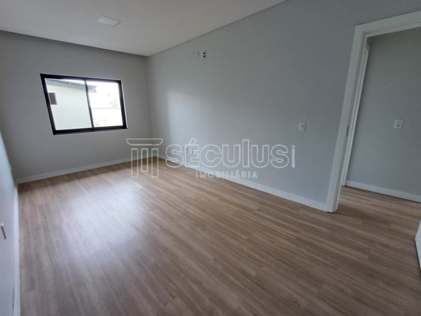 WhatsApp Image 2024-11-28 at 10.49.14.jpeg