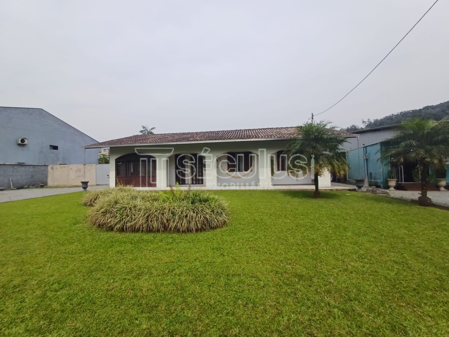 WhatsApp Image 2024-10-07 at 17.31.10 (1).jpeg