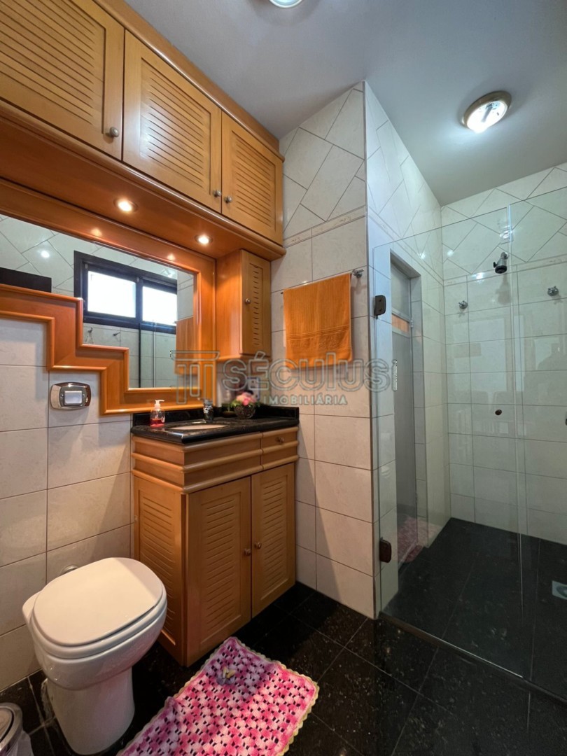 WhatsApp Image 2025-09-23 at 17.48.17.jpeg