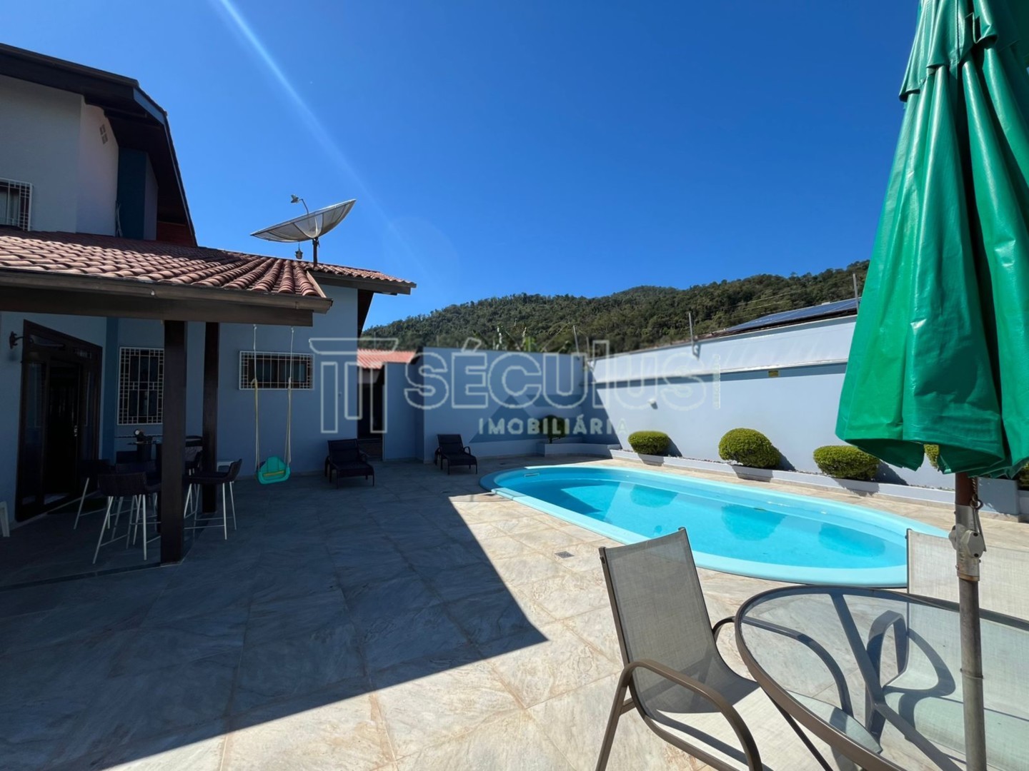 WhatsApp Image 2025-09-23 at 17.48.18.jpeg