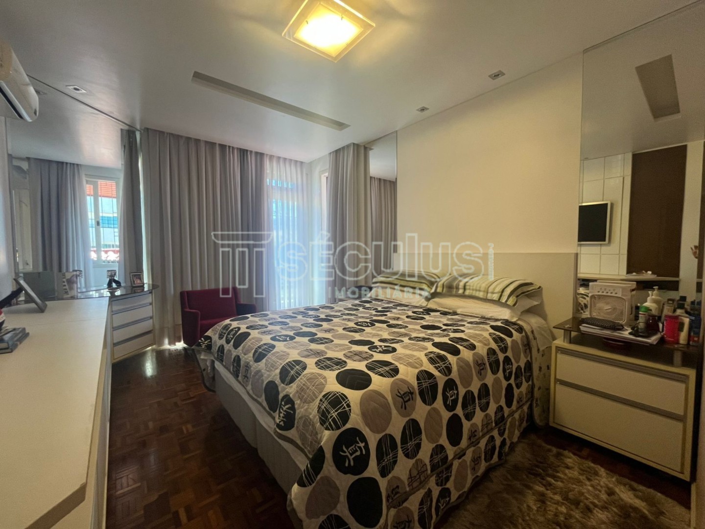 WhatsApp Image 2025-09-23 at 17.48.57 (1).jpeg