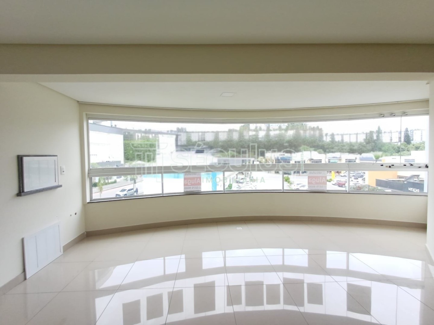 WhatsApp Image 2025-10-09 at 13.44.48.jpeg