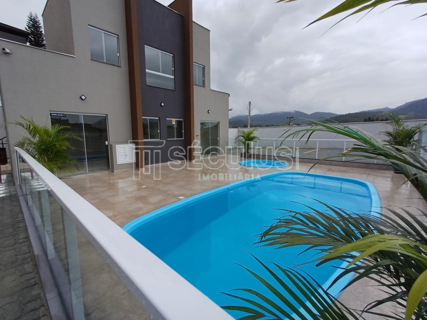 WhatsApp Image 2024-10-15 at 10.03.47.jpeg