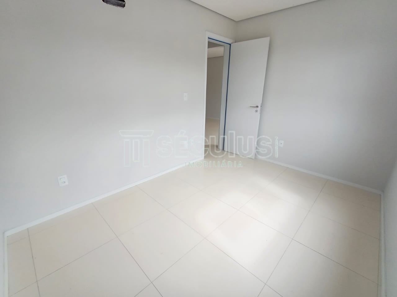 WhatsApp Image 2025-01-31 at 16.17.45 (1).jpeg