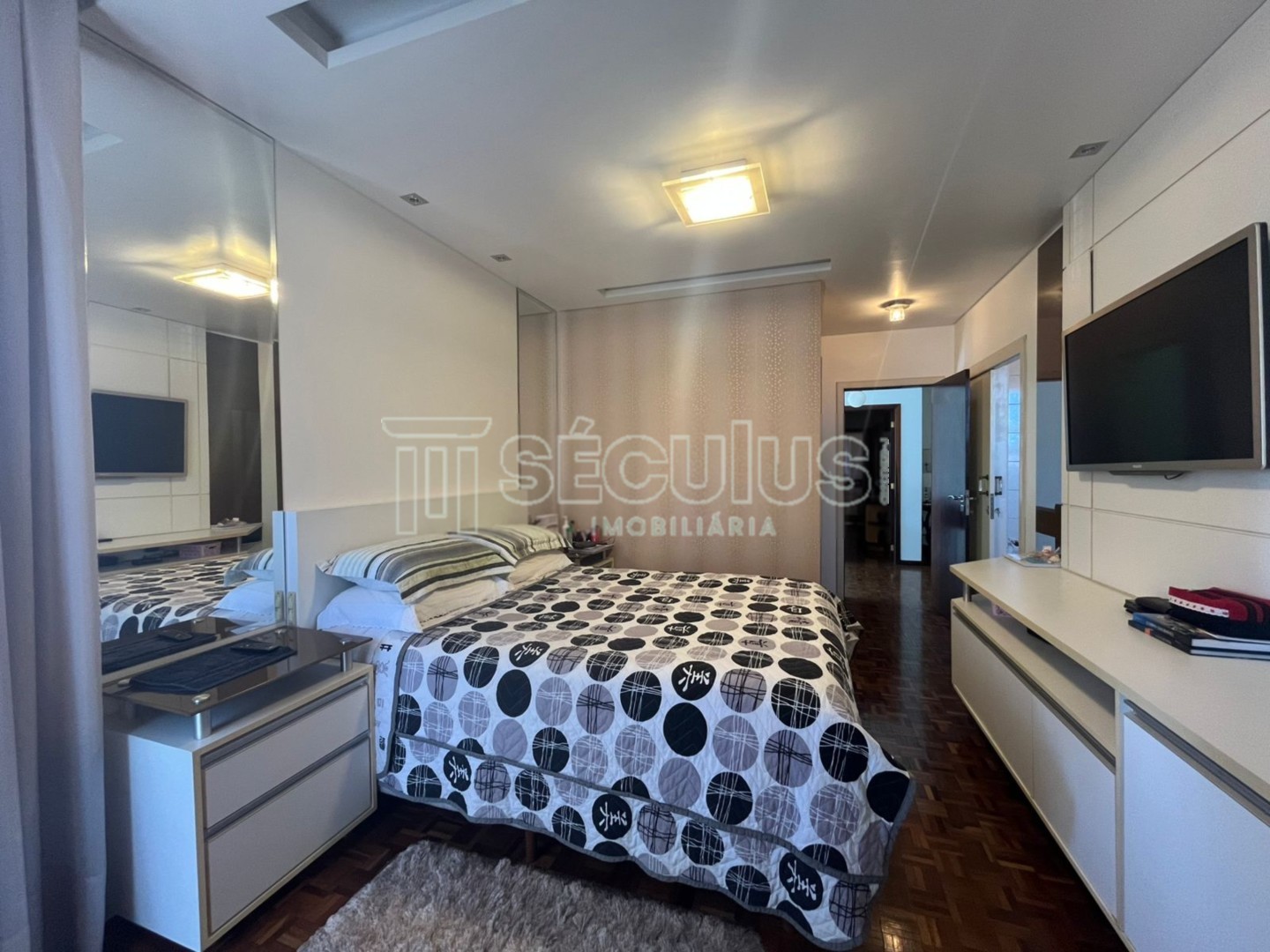 WhatsApp Image 2025-09-23 at 17.48.57.jpeg