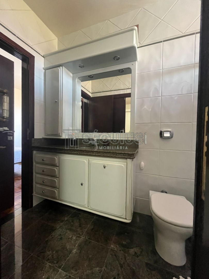 WhatsApp Image 2025-09-23 at 17.48.56.jpeg