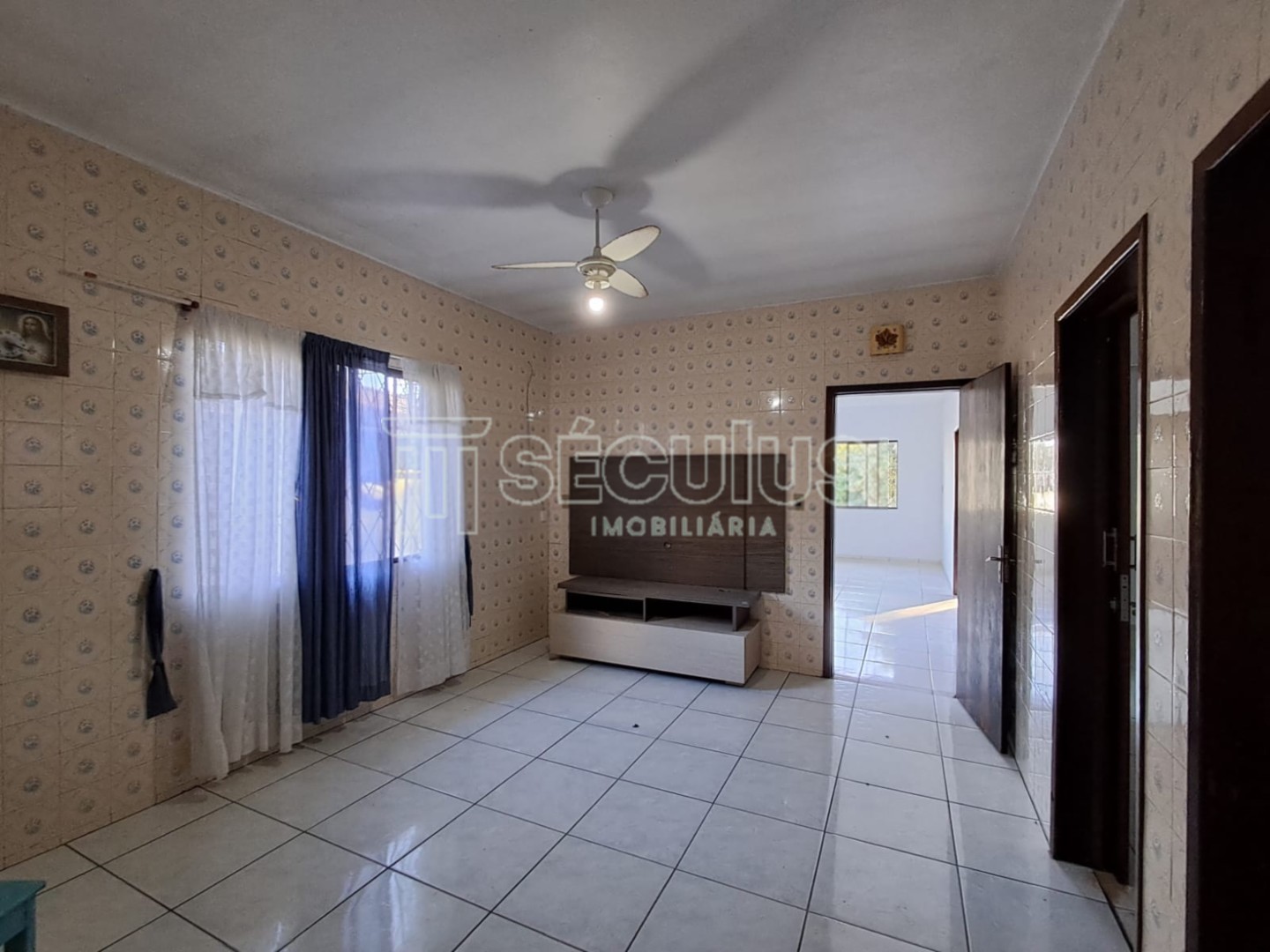 6feb1c7a-f361-48e9-99dc-11e9cf0ade85.jpg