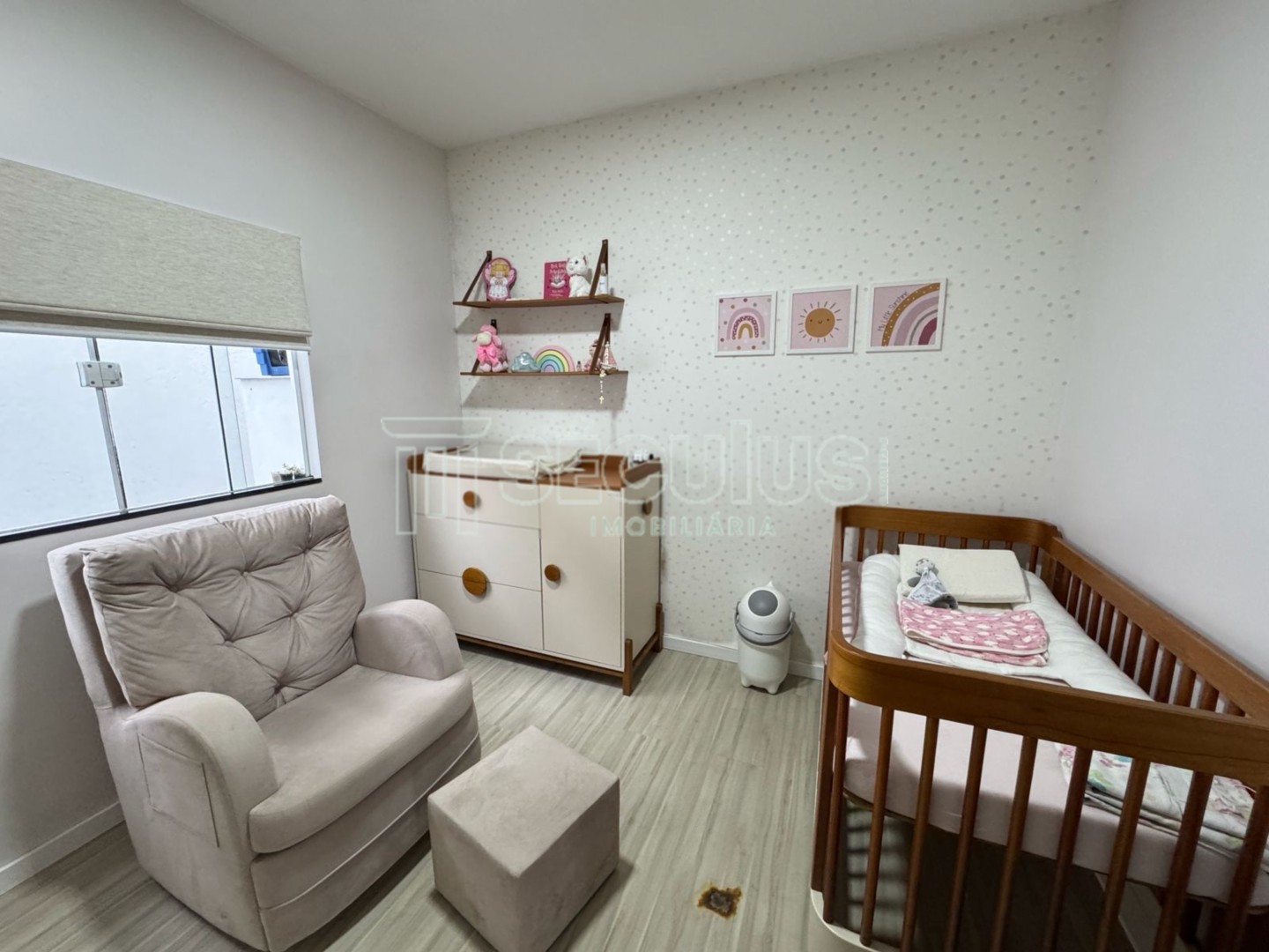 d5535ba0-3587-4b4b-9de0-ef2f1d9475ab.jpg