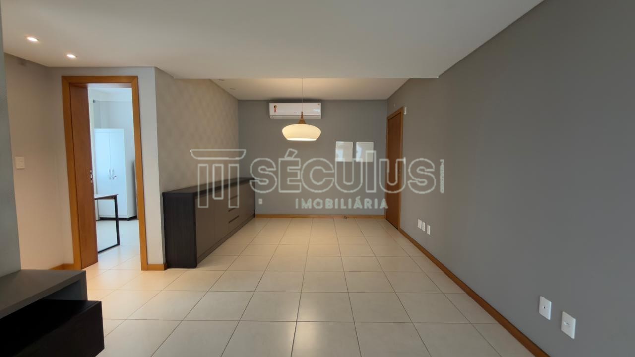 c34161c8-acb1-4c4d-8fae-e5fec919e14f.jpg