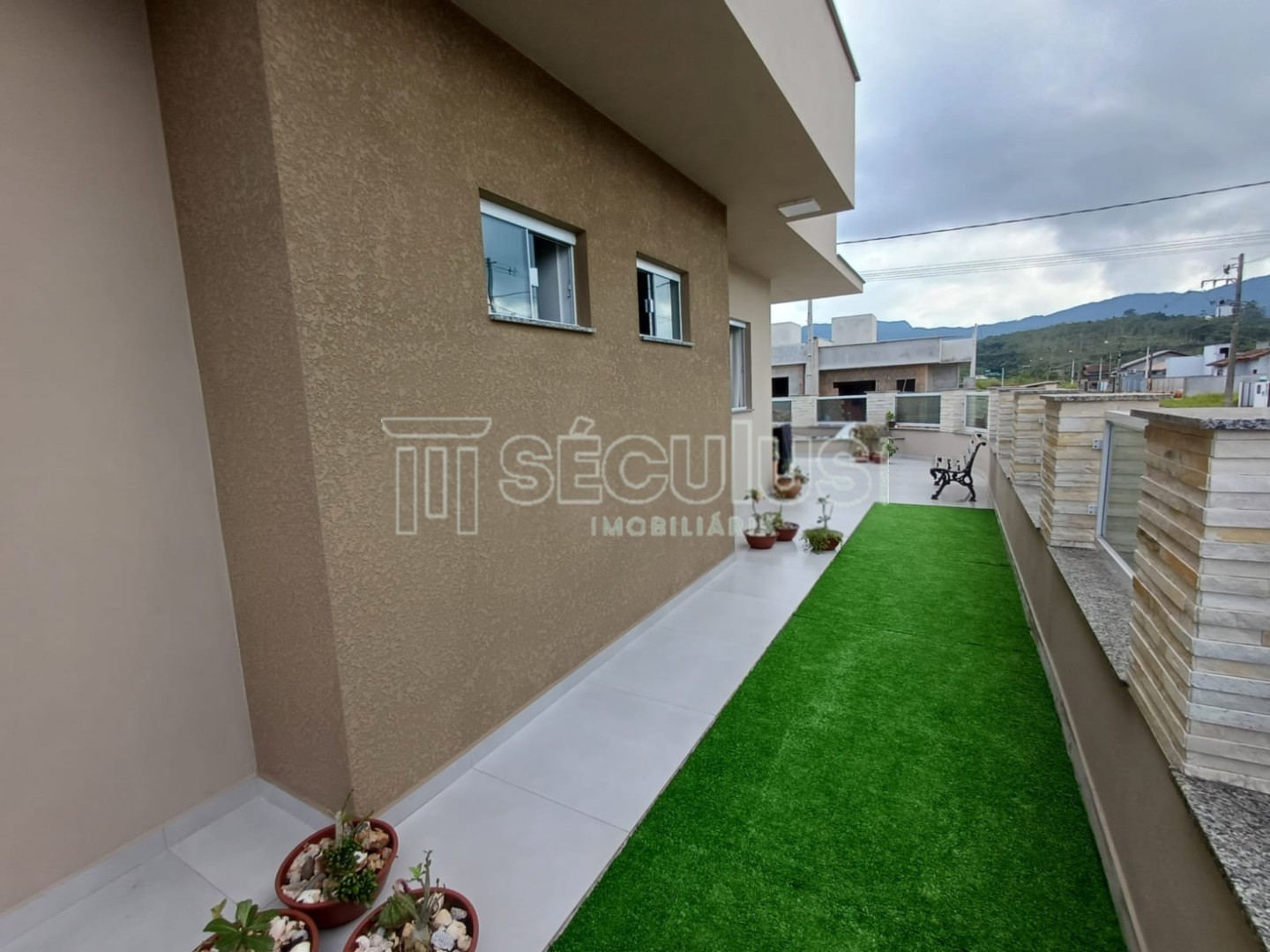 WhatsApp Image 2025-04-17 at 13.47.54 (2).jpeg