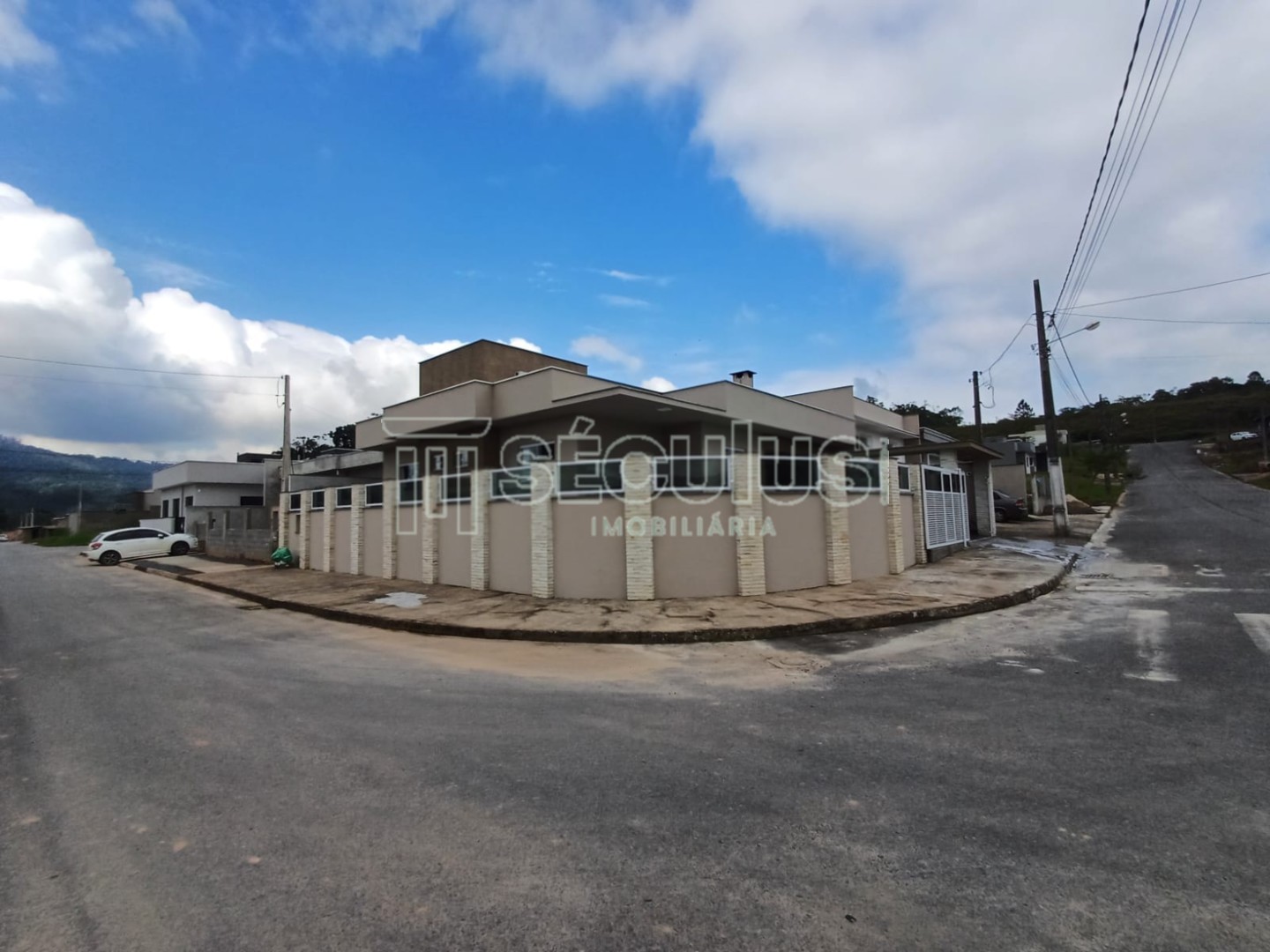 WhatsApp Image 2025-04-17 at 13.47.55 (2).jpeg