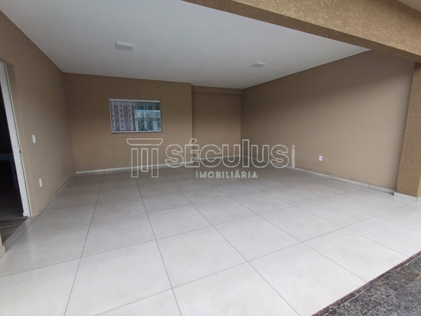 WhatsApp Image 2025-04-17 at 13.47.57 (1).jpeg