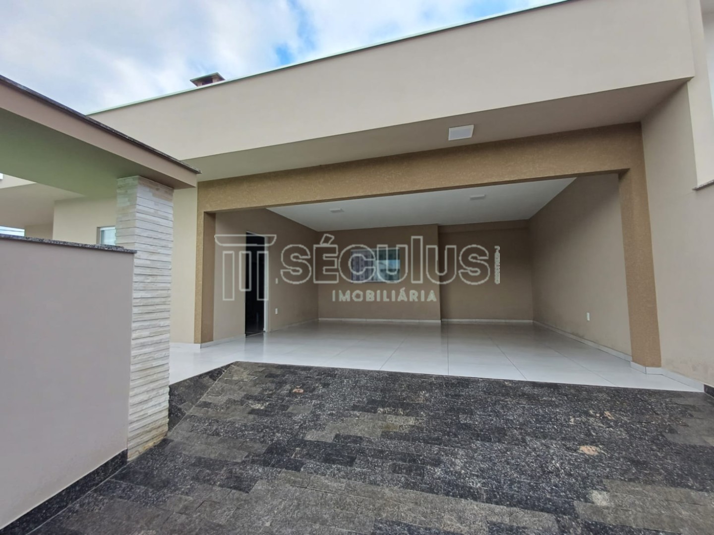 WhatsApp Image 2025-04-17 at 13.47.57 (2).jpeg