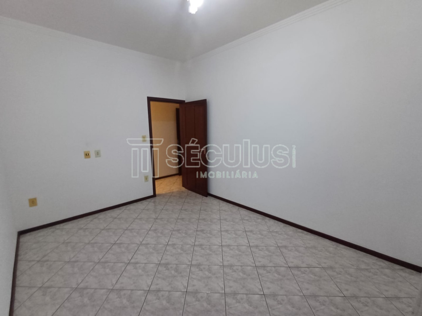 WhatsApp Image 2025-04-15 at 14.30.53.jpeg