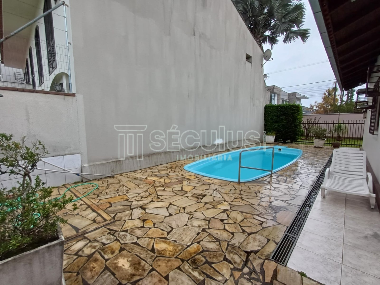 WhatsApp Image 2025-04-15 at 14.31.01.jpeg