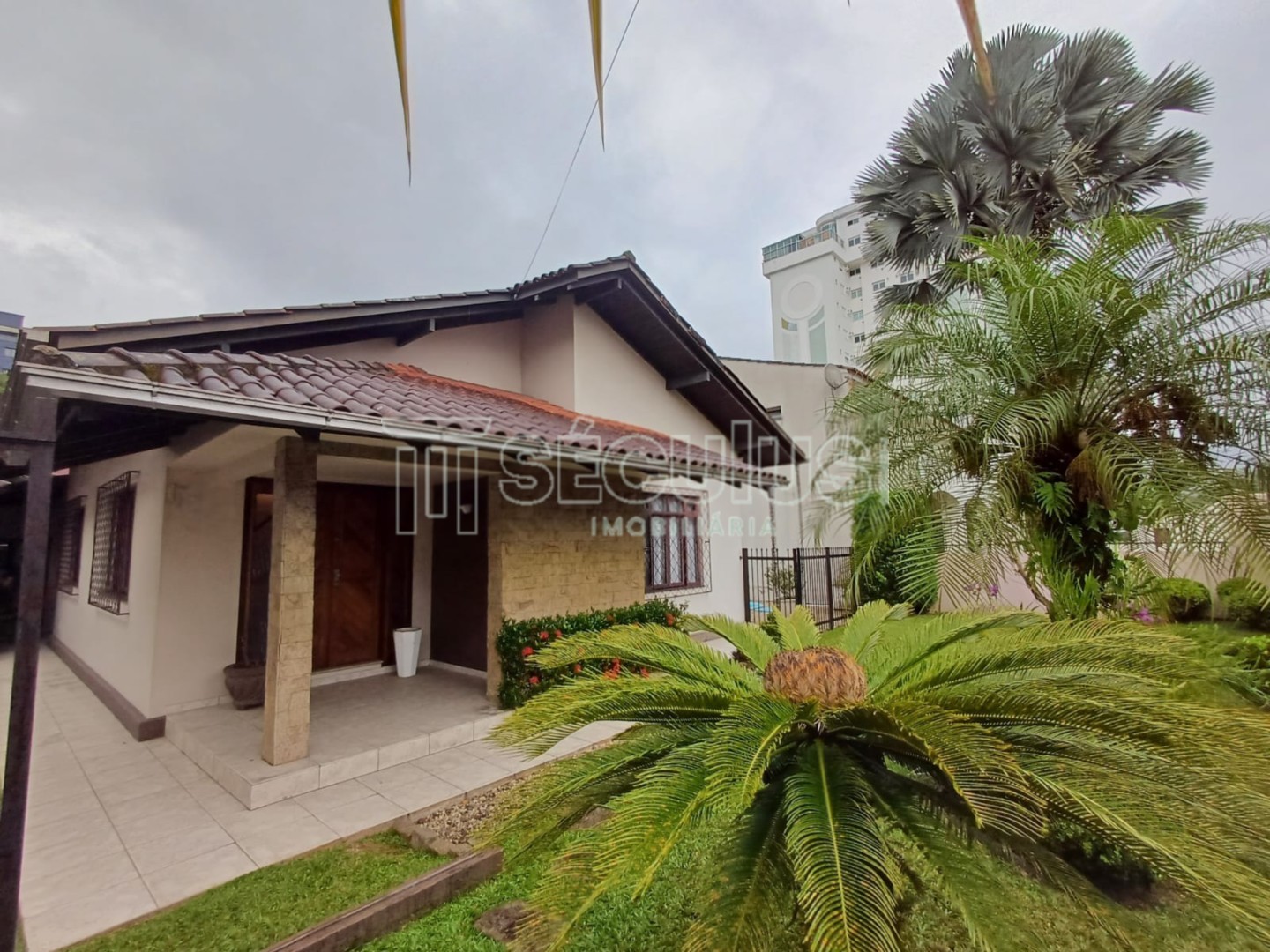 WhatsApp Image 2025-04-15 at 15.13.03.jpeg