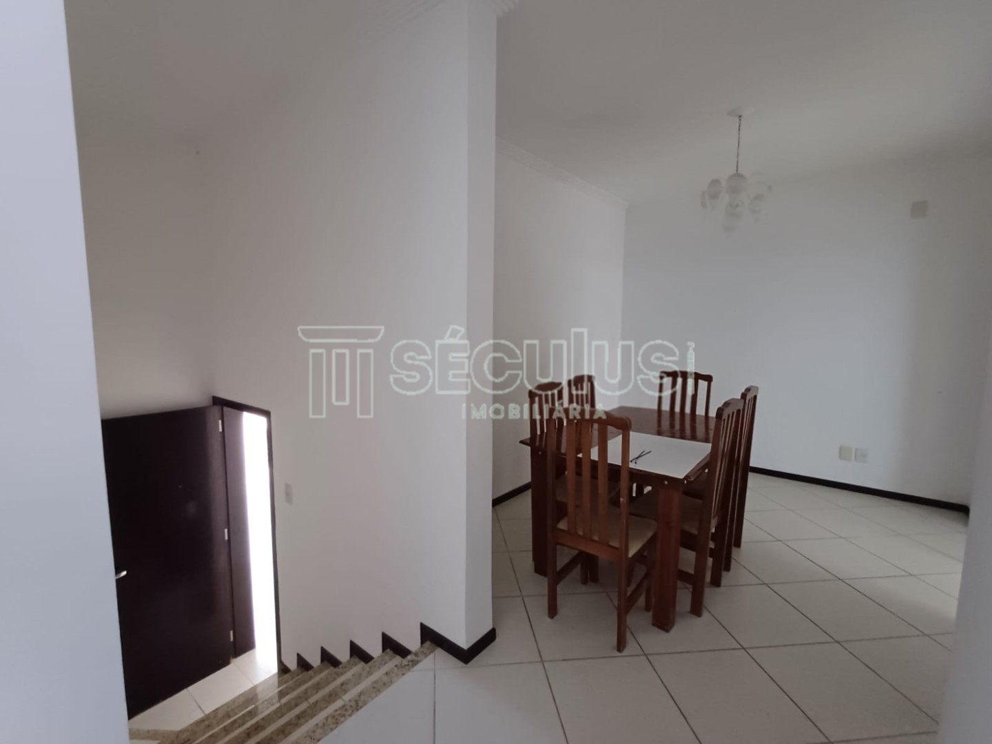 WhatsApp Image 2024-07-30 at 10.47.55.jpeg