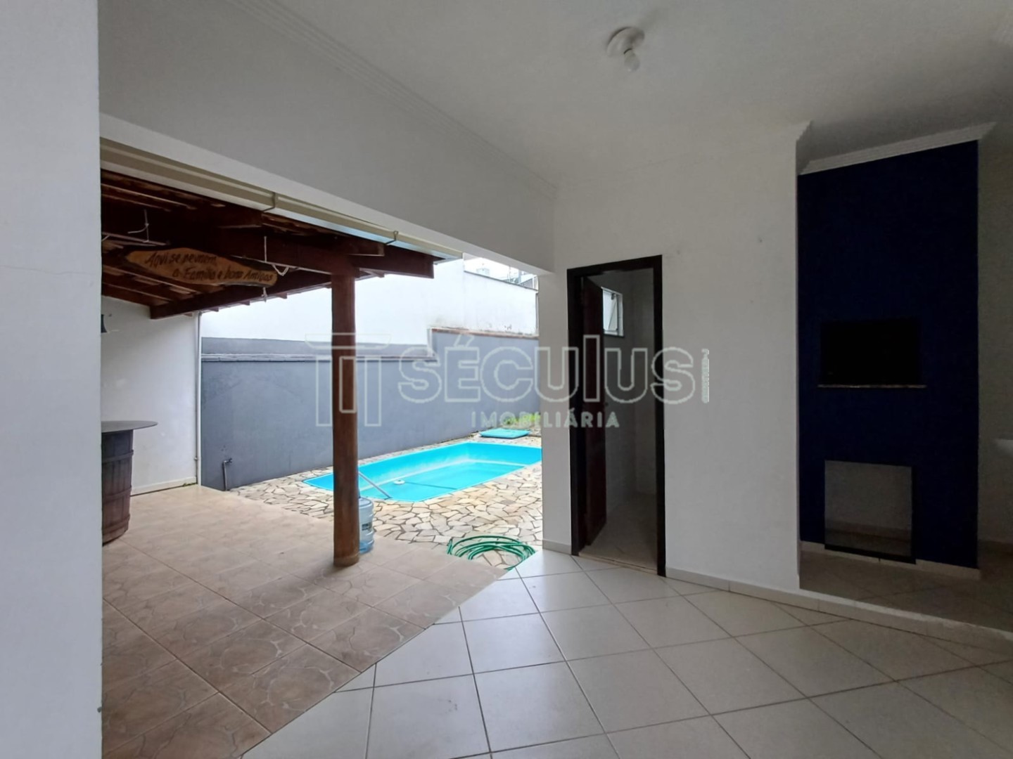 WhatsApp Image 2024-07-30 at 10.47.56.jpeg