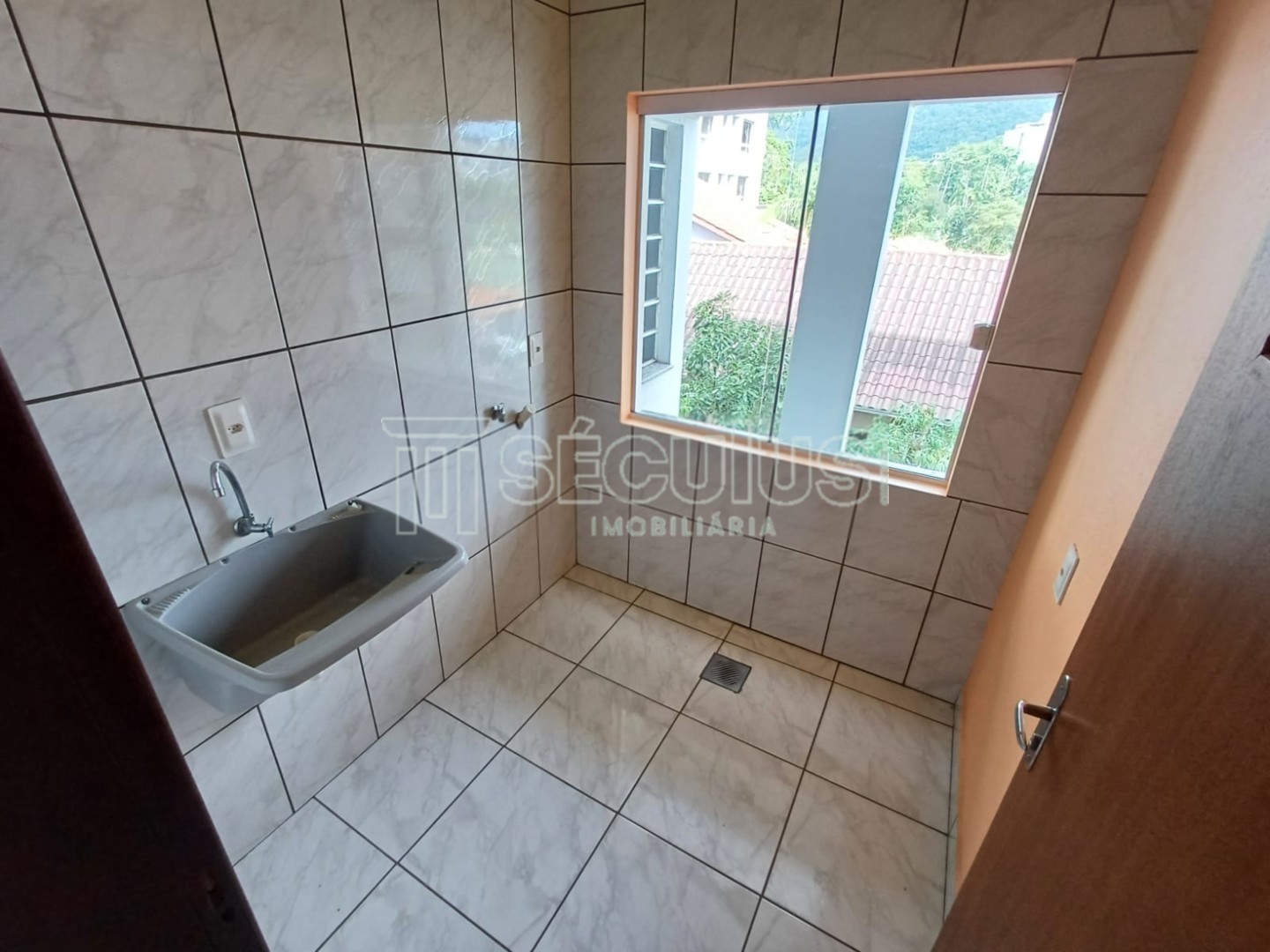 WhatsApp Image 2025-05-23 at 15.11.28.jpeg