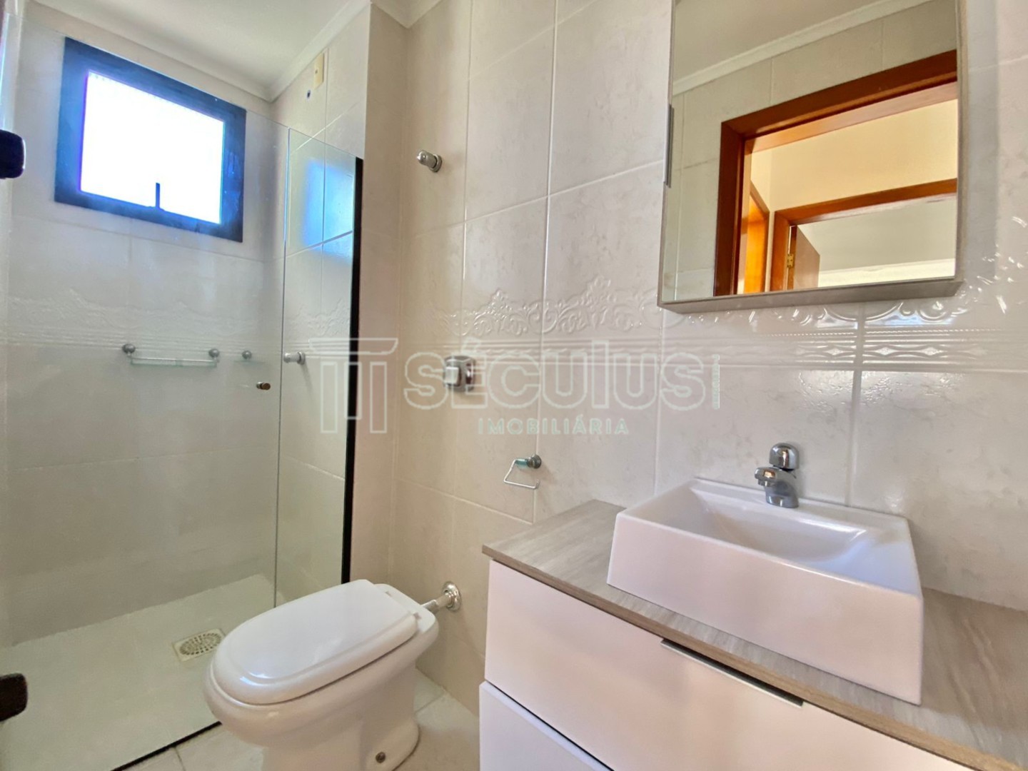 WhatsApp Image 2025-07-21 at 15.52.18 (1).jpeg