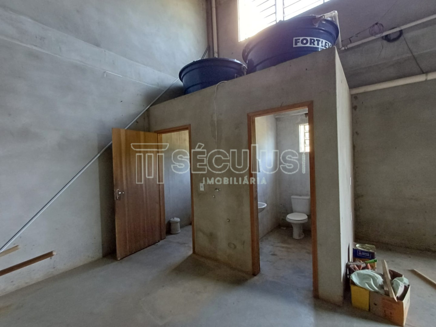 WhatsApp Image 2024-06-14 at 16.36.21 (1).jpeg